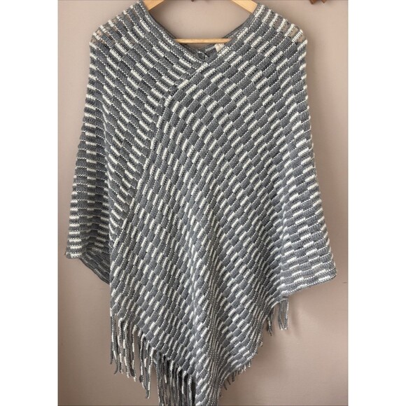 WinWin Sweaters - WinWin Open Knit Poncho Shawl Gray White Striped One Size Pullover